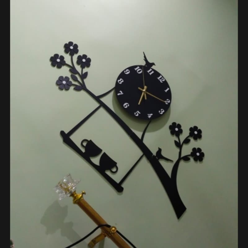 Sparrow on tree with coffee cups