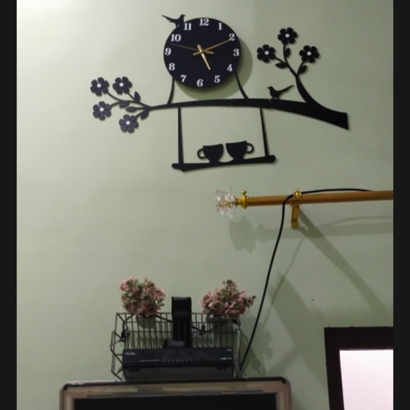 Sparrow on tree with coffee cups